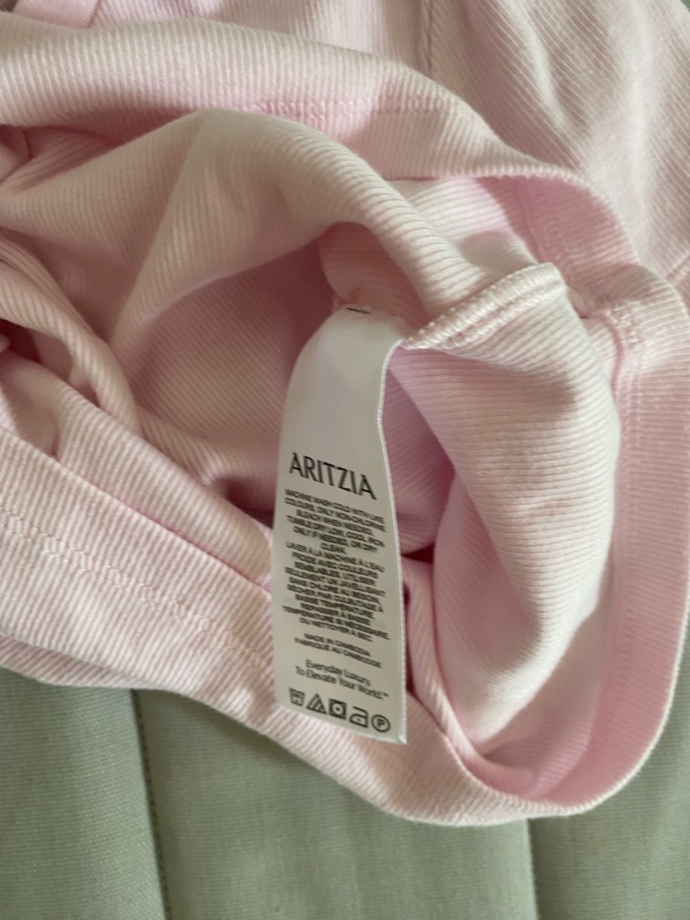 Aritzia homestretch T-shirt - Picture 4 of 6